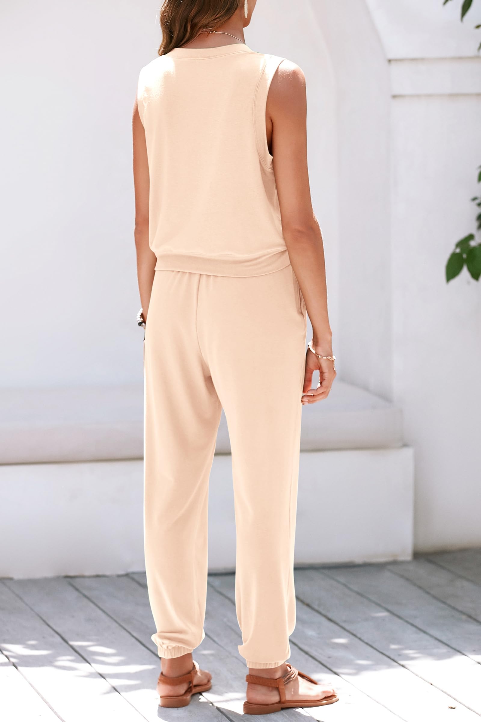 Beige-02_d4cb1656-5cbb-4ca9-aced-74d63f014cbe