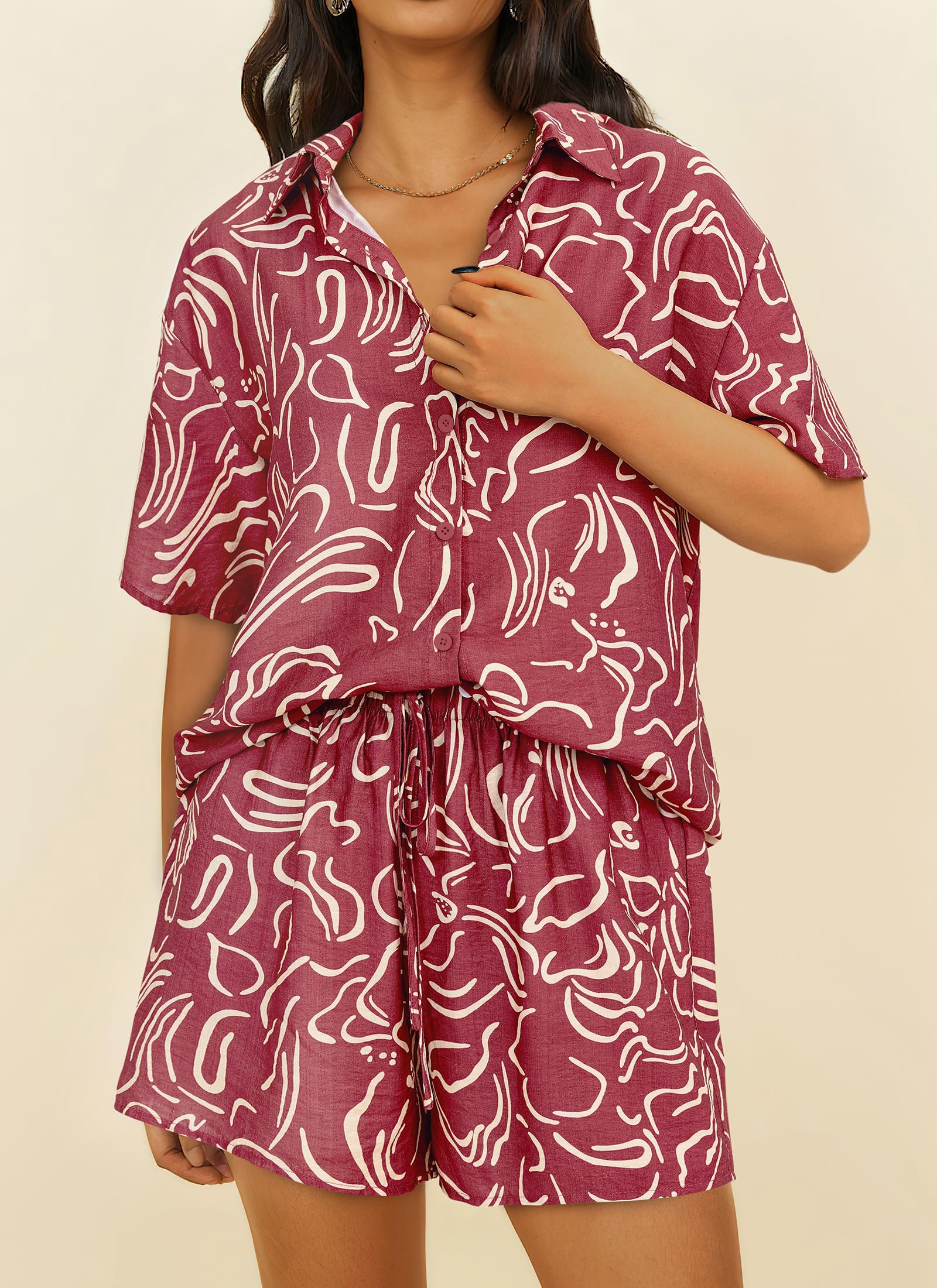 BrownRed-04_657b7aa5-e337-4795-8c99-7c1932dca963